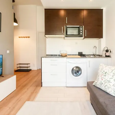 Atico Ordesa Barbacoa Terraza Wifi 4 Pax Ascensor Apartamento Saragoça