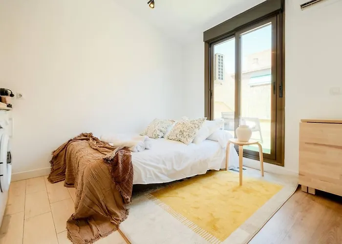 Atico Ordesa Barbacoa Terraza Wifi 4 Pax Ascensor Zaragoza